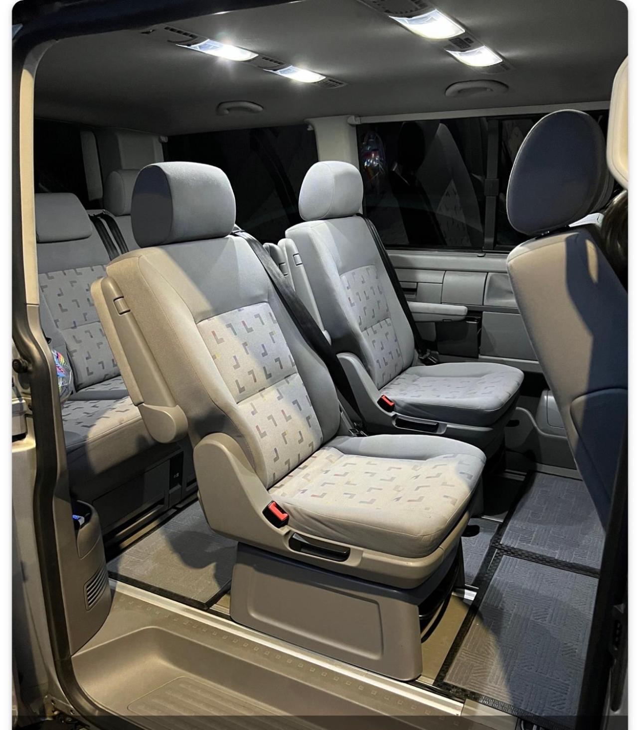 Mona Taxi#airport #parking#bucharest#therme Apartment